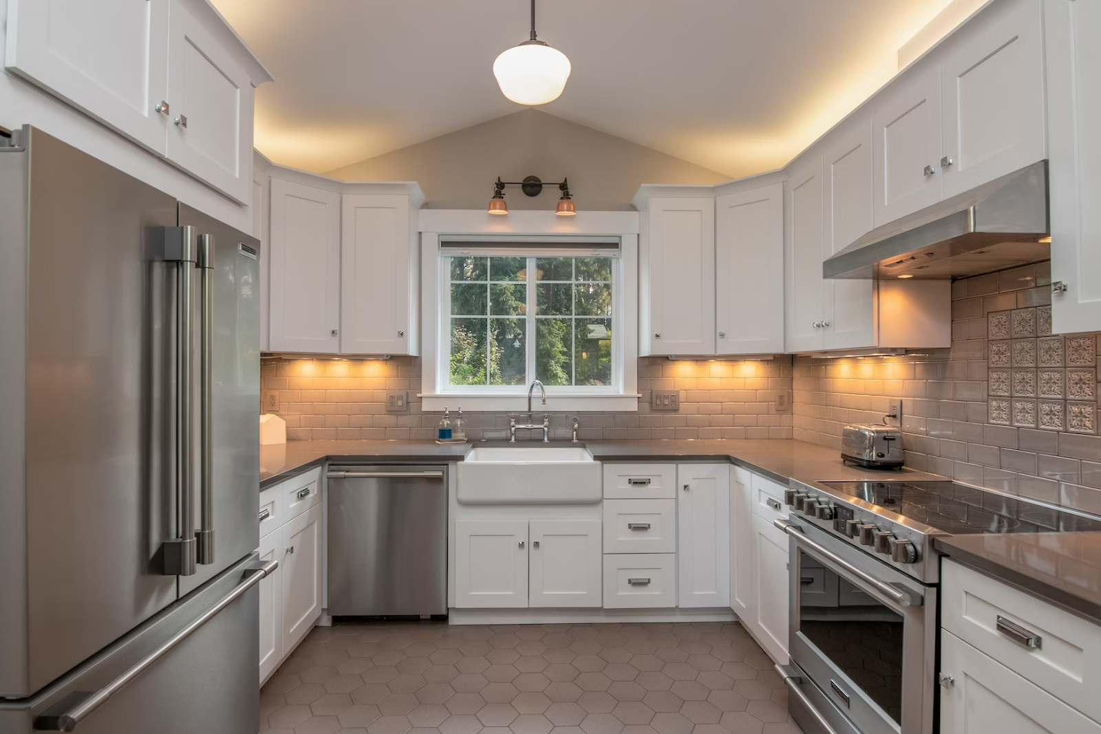 Traditional Farmhouse Kitchen Remodel by Home Vision Remodel project photo